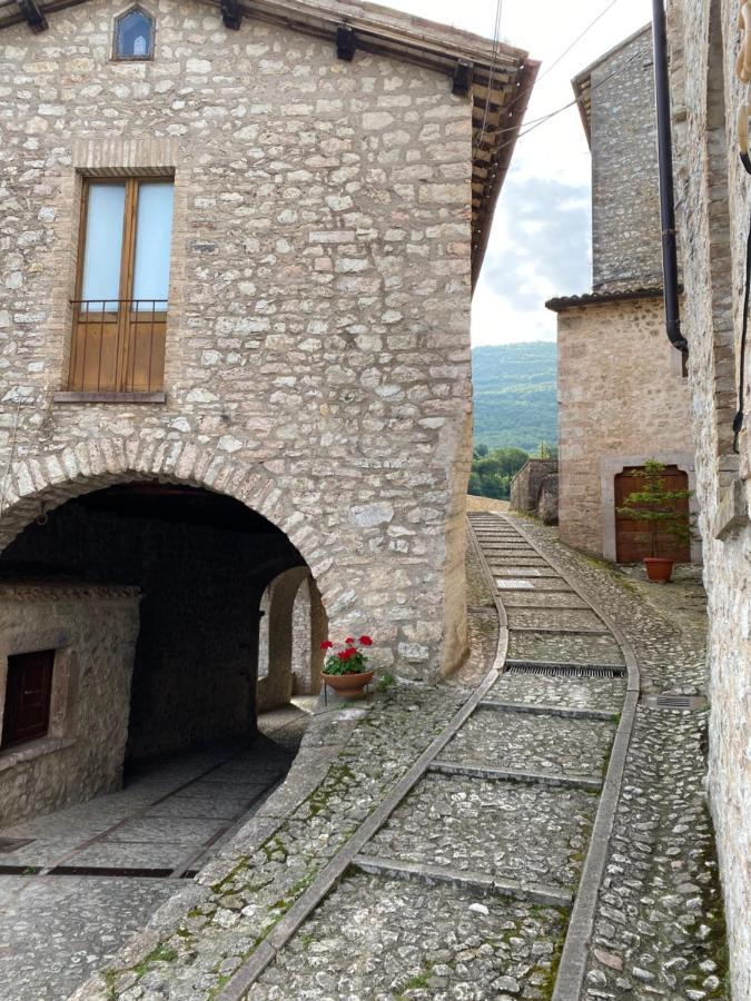 Il Tripode - Le Dimore Del Bordone Vallo di Nera Luaran gambar