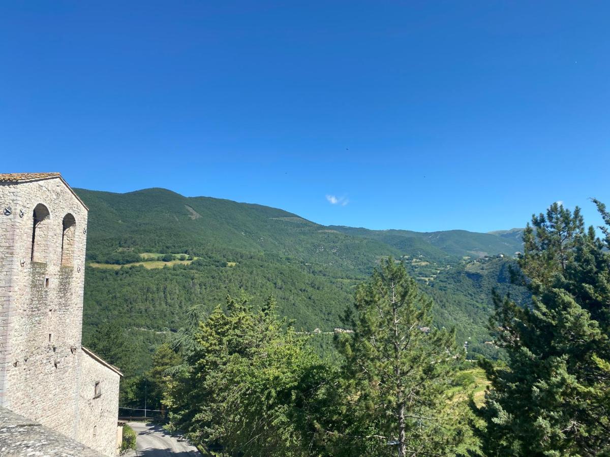 Il Tripode - Le Dimore Del Bordone Vallo di Nera Luaran gambar