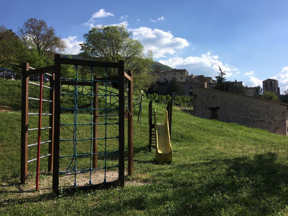 Il Tripode - Le Dimore Del Bordone Vallo di Nera Luaran gambar